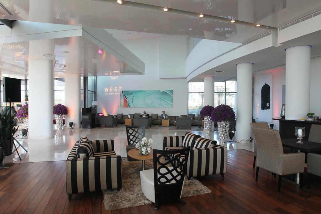 Play Hatzuk Beach Tel Aviv Interieur foto