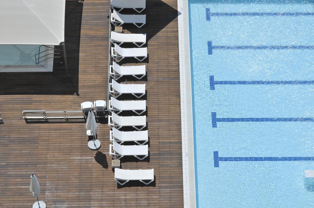 Play Hatzuk Beach Tel Aviv Faciliteiten foto