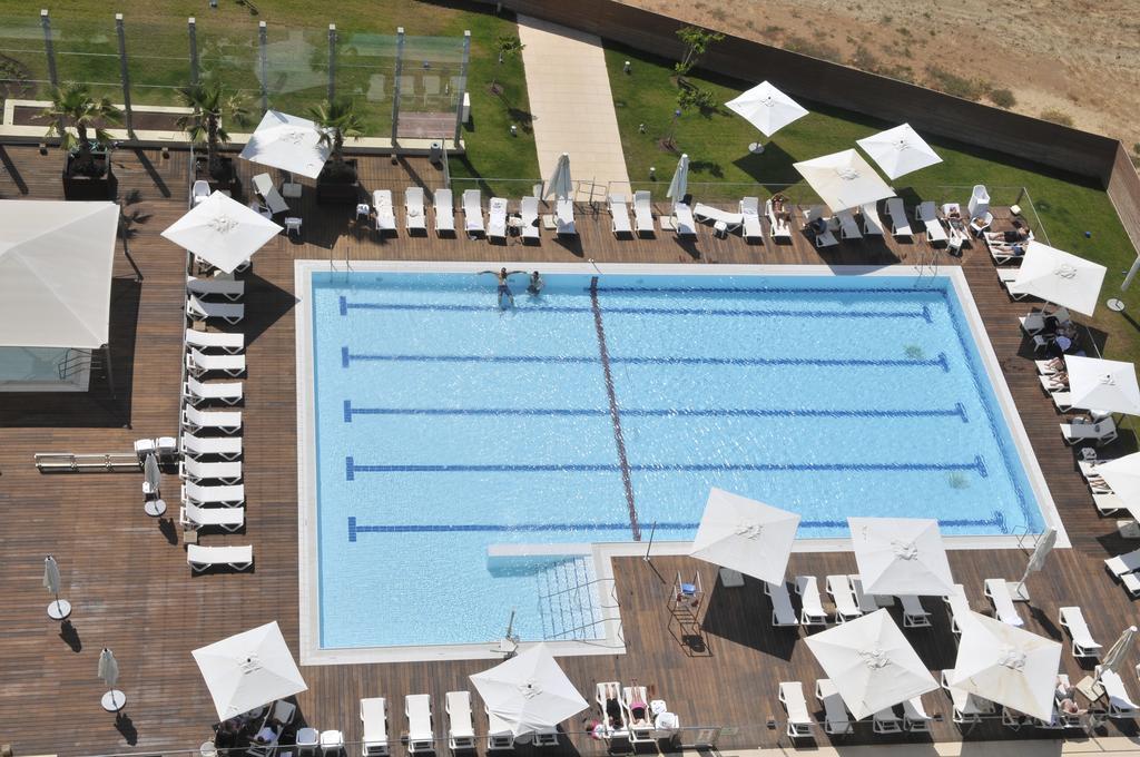 Play Hatzuk Beach Tel Aviv Faciliteiten foto